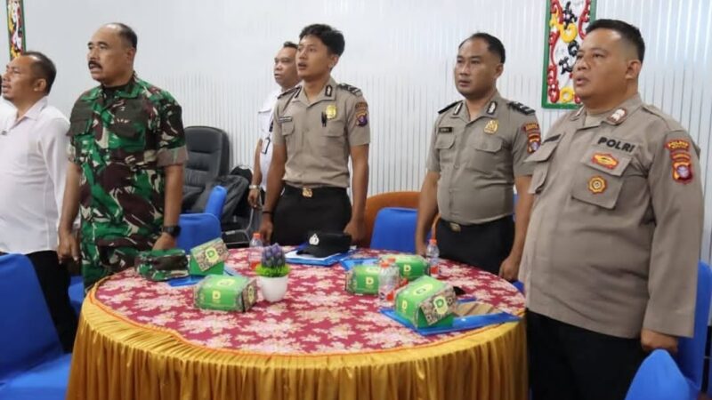 Komandan Kodim 1015/Sampit Hadiri Rapat Evaluasi Pengendalian Karhutla di Wilayah Kab Seruyan TA 2025.