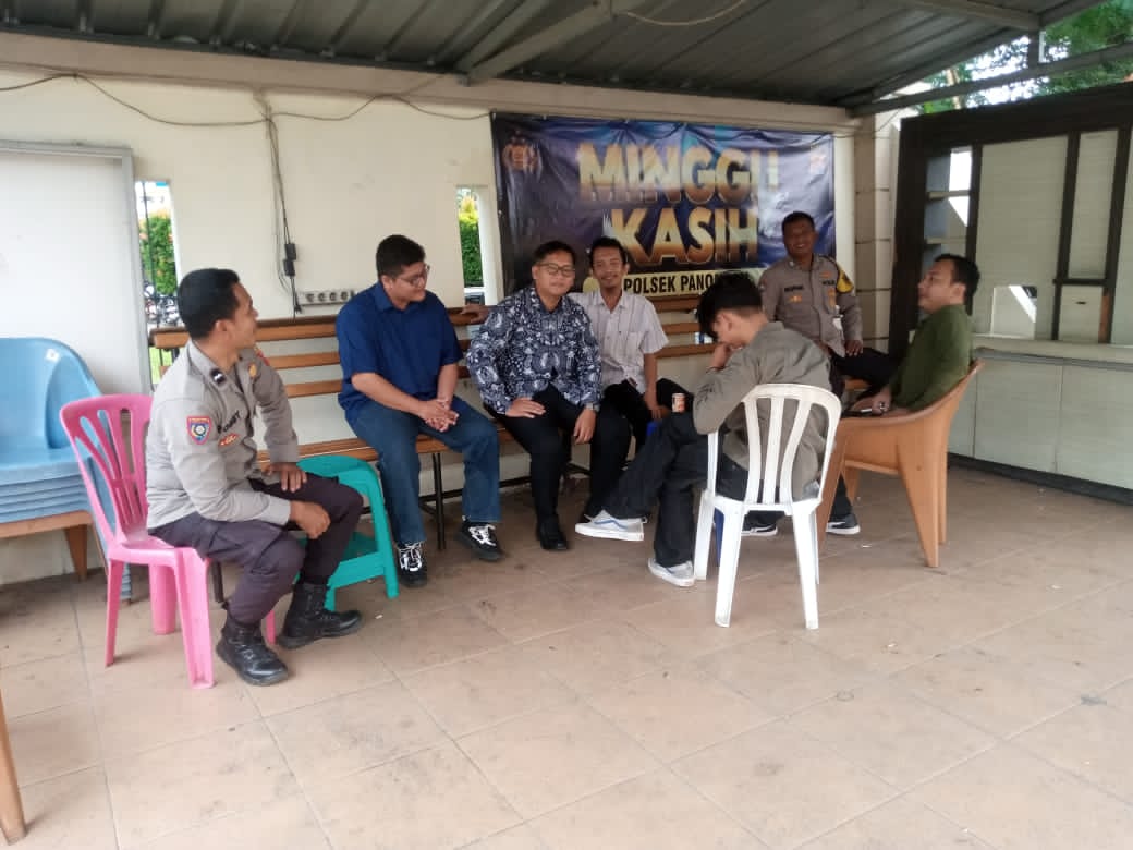 Polsek Panongan Laksanakan Program Minggu Kasih di Gereja Bersama Citra Raya