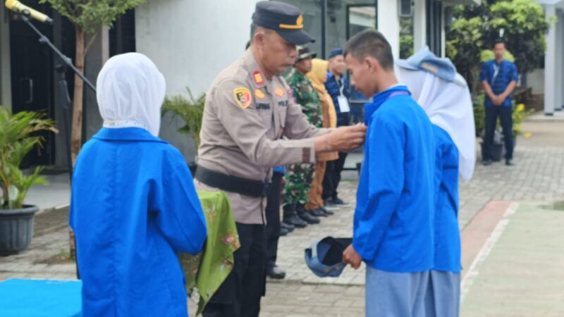 Polsek Kronjo Bina Mental Pelajar SMA Negeri 9