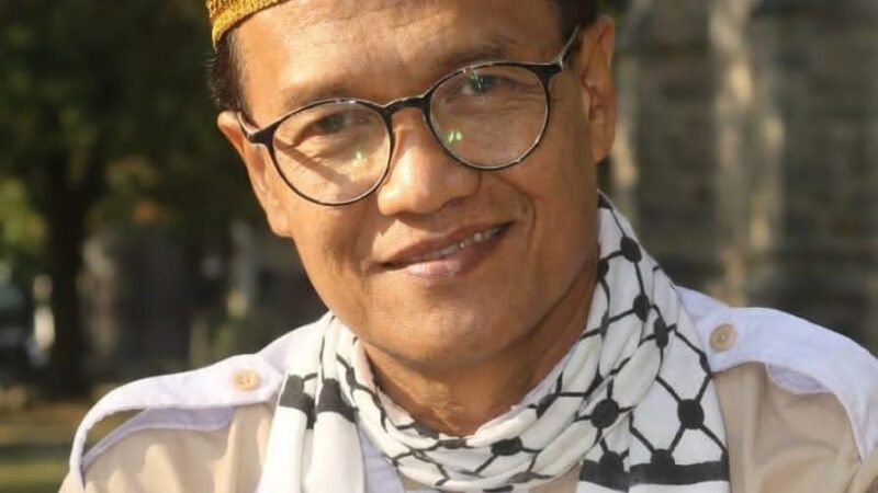 SALING MENGUATKAN, SAAT BADAI DATANG