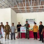 Pastikan Tepat Sasaran, Babinsa Koramil 1015-08/Mentaya Hulu Dampingi Penyaluran BLT DD.