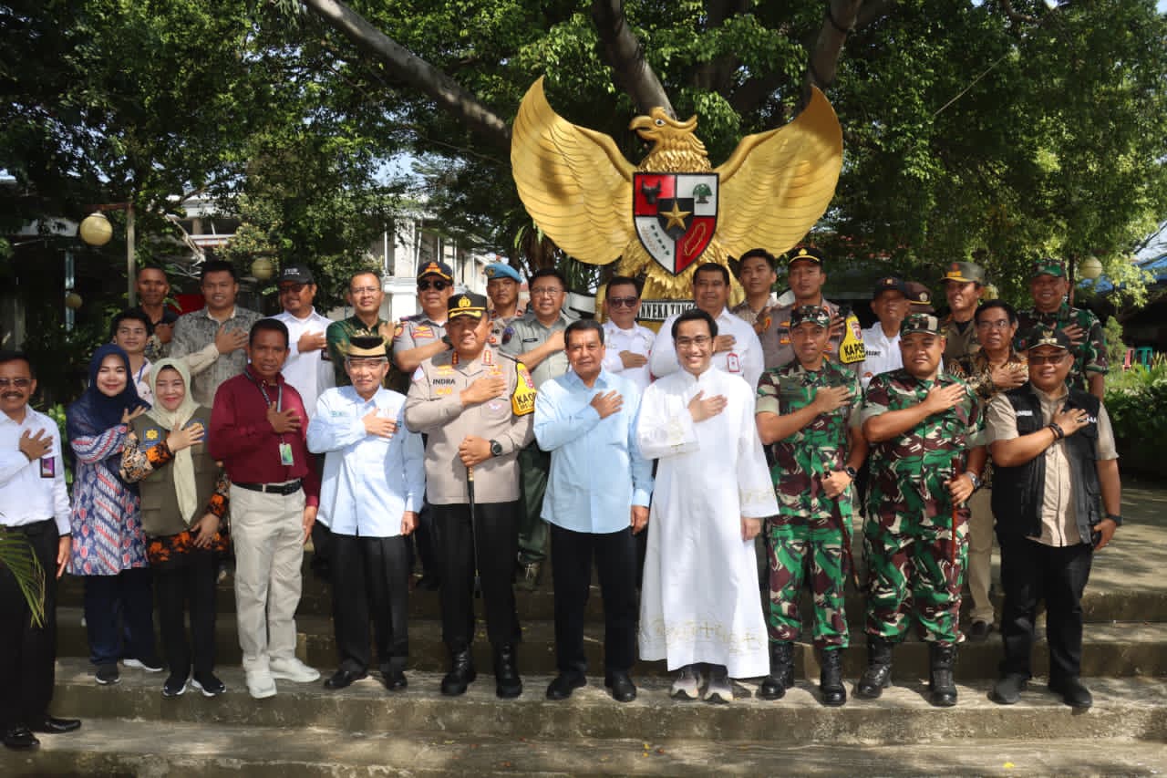 Amankan Hari Raya Natal, Kapolresta Tangerang dan Forkopimda Sambangi Gereja