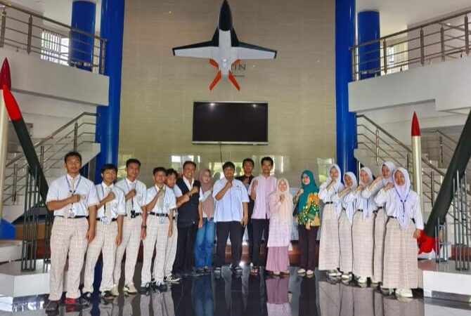 Siswa Siswi PKL SMA Plus Bina Trampil Disambut Baik Oleh BRIN