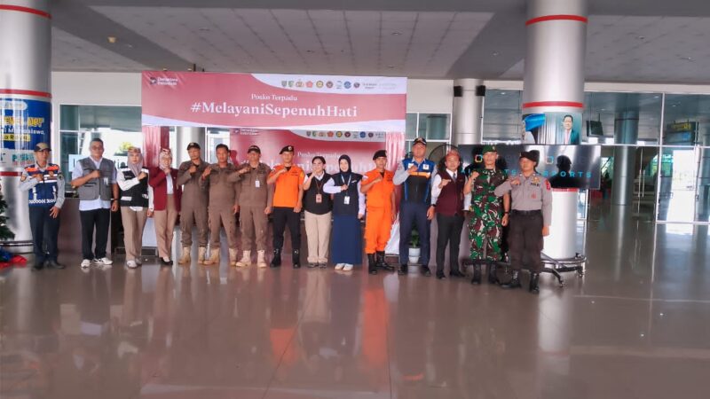 Pastikan Keamanan Dan Kenyamanan Penumpang, Anggota Kodim 1016/Plk Laksanakan Pengamanan Di Bandara Tjilik Riwut