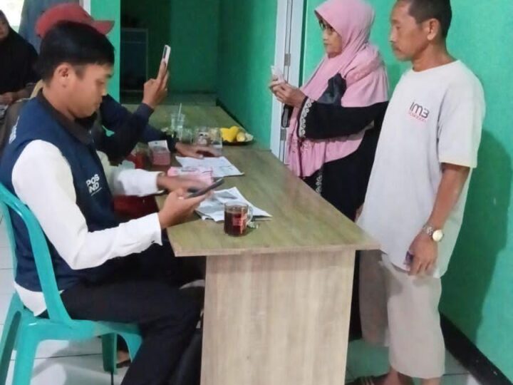 Menjelang Akhir Tahun BLTS Kesra Tahap 3 Desa Rumpin Bogor Cair