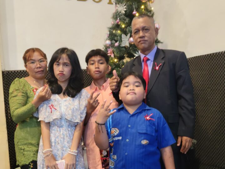 Keluarga Besar Siraja Lumban Tobing Boru Bere -Ibebere Parungpanjag Adakan Perayaan Natal Bersama di Gereja GPDI Rehobot