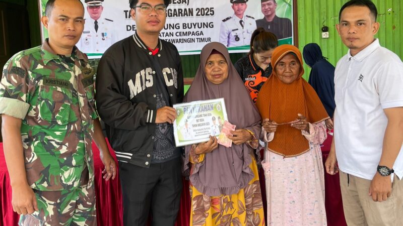 Babinsa Koramil 1015-06/Cempaga Dampingi Penyerahan Bantuan Langsung Tunai Dana Desa.