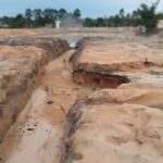 PUPR Kobar Bidang CK TA.2025 Kolam Resapannya di Sport Center Mulai Menampung Tanah.
