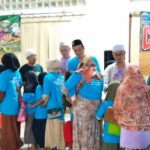 Yayasan ALFAKIR dan Alumni STM Camp Java, Wisata Religi ke Masjid Agung Banten Diikuti dengan Santunan Anak Yatim