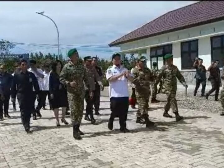 Bupati Katingan Menghadiri Acara Tradisi Masuk Satuan Yonif TP 831/Penunjung Tarung