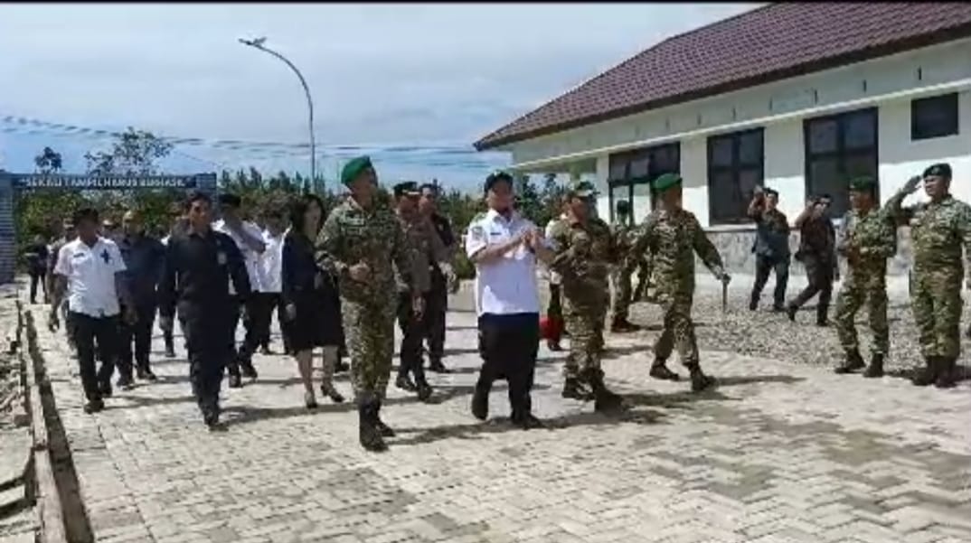 Bupati Katingan Menghadiri Acara Tradisi Masuk Satuan Yonif TP 831/Penunjung Tarung