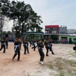 Tingkatkan Kemampuan dan Ketangkasan Prajurit, Kodim 1015/Sampit Gelar Latihan Pencak Silat Militer