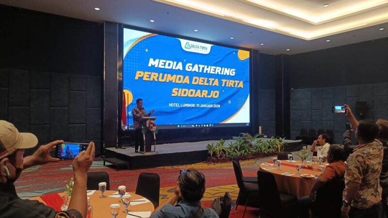 Perumda Delta Tirta Sidoarjo Dalam Rangka Sosialisasi Program Digitalisasi Mengadakan Gathering Bersama Insan Pers di Hotel Luminor