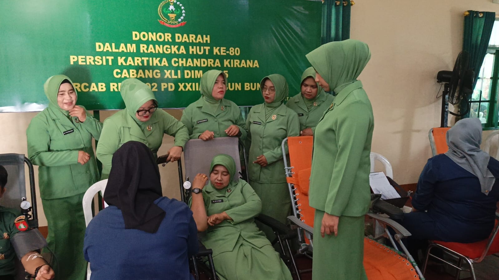Sambut HUT Persit Ke 80, Korem 102/Pjg Bersama Kodim 1015/Sampit Gelar Bakti Sosial Donor Darah