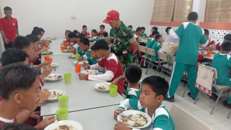 Kodim 1015/Sampit Latih Disiplin dan Moral Siswa-Siswi Sekolah Rakyat