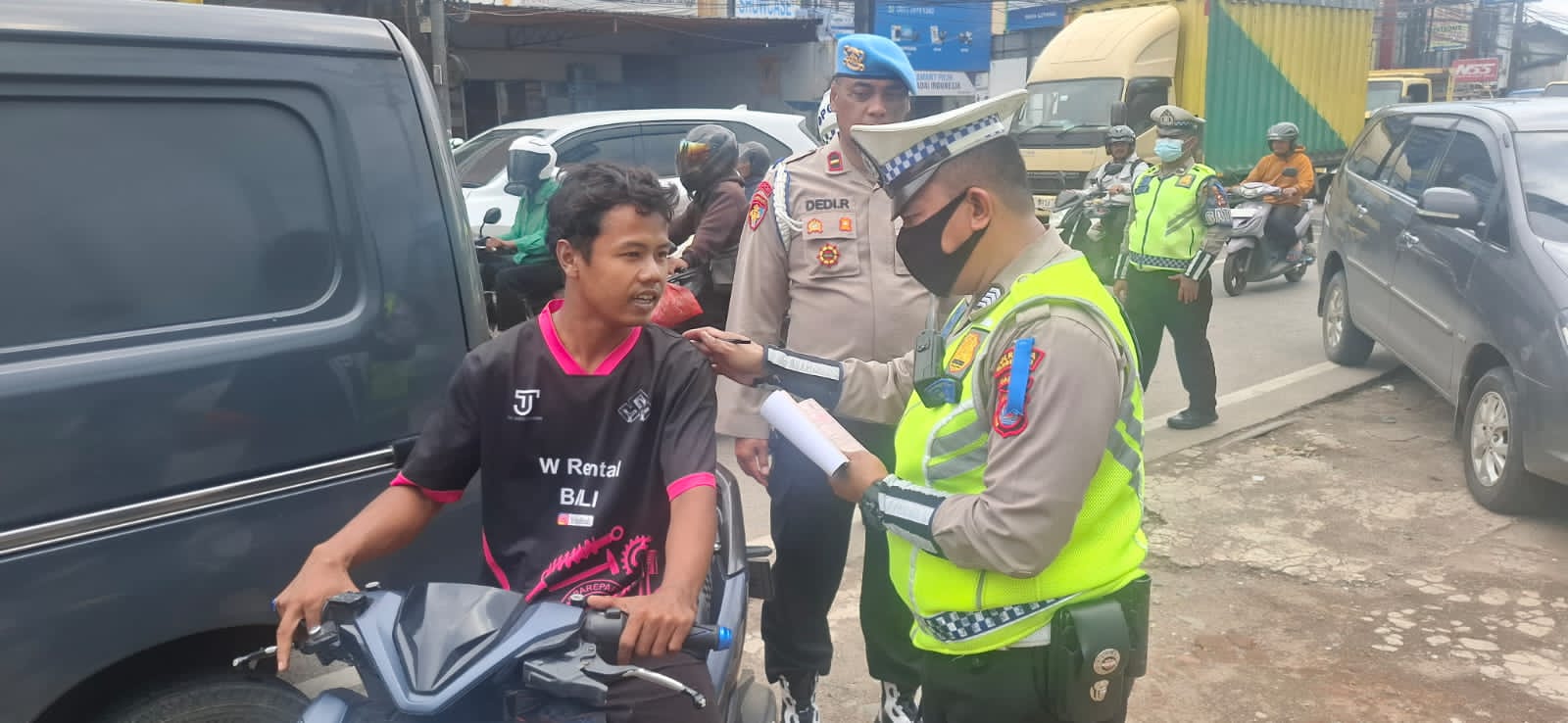 Operasi Keselamatan Maung Hari Kelima, Satlantas Polresta Tangerang Masifkan Teguran Humanis dan Penindakan ETLE