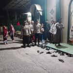 Berikan Rasa Aman Polres Kotim Giatkan Pengamanan Sholat Tarawih di Masjid Sirotol Mustaqim.