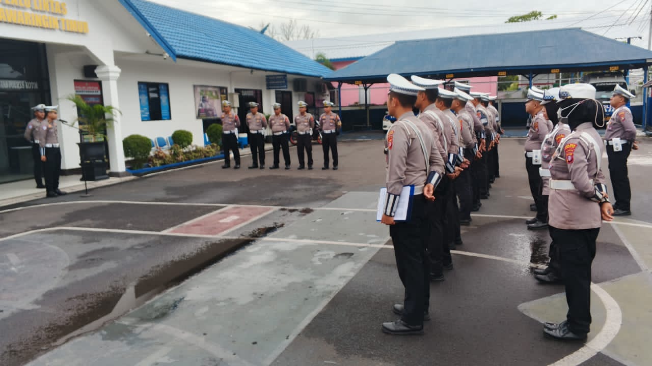 CIPTAKAN KAMSELTIBCAR LANTAS, SATLANTAS POLRES KOTIM KEGIATAN GATUR ARUS LALIN