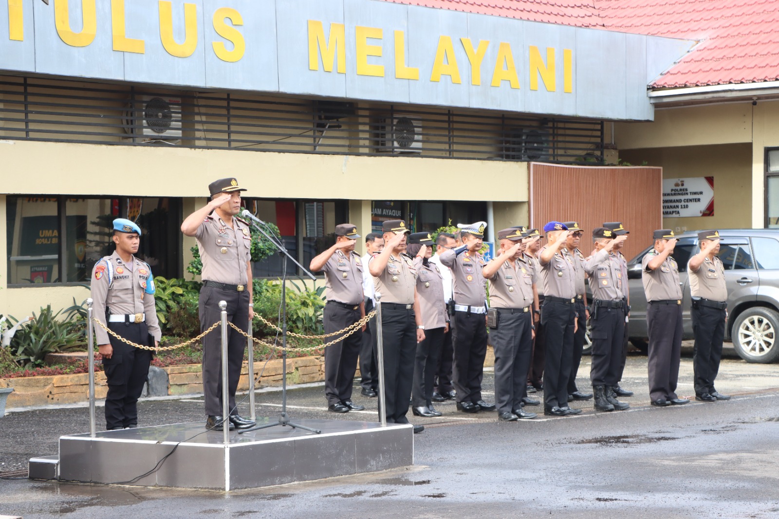 Waka Polres Kotim Pimpin Apel Pagi, Tekankan Disiplin dan Semangat Kerja