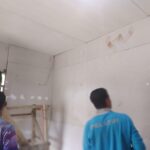 Masuki Tahap Pemasangan Plafon, Rehabilitasi RTLH TMMD ke-127 Kodim 1015/Sampit Terus Dipercepat
