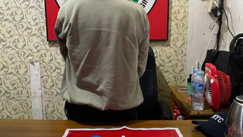 Pengedar Sabu Diamankan Satresnarkoba Polres Kotim Saat Berada di Indomaret Baamang Tengah Dengan BB 22, 72 Gram.