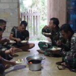 Satgas TMMD Reguler ke-127 Kodim 1015/Sampit Buka Bersama Orang Tua Asuhnya