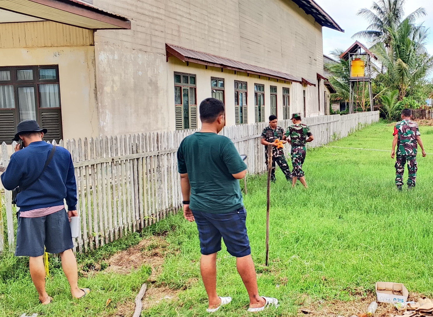 Kodim 1019/Katingan Turut Sukseskan Pembangunan Koperasi Merah Putih di Desa Pegatan Kecamatan Katingan Kuala.