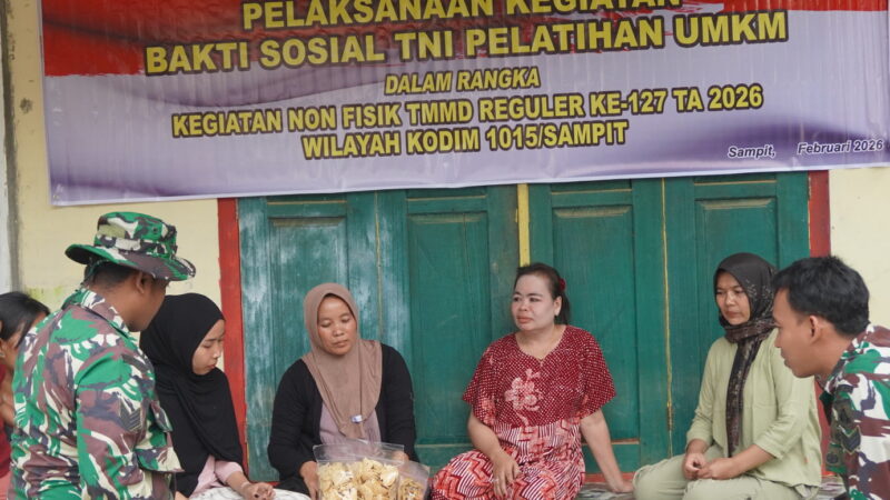 Satgas TMMD Reguler ke-127 Dorong UMKM Desa Bukit Indah Lewat Produksi Kripik Tempe Dan Kripik Pare