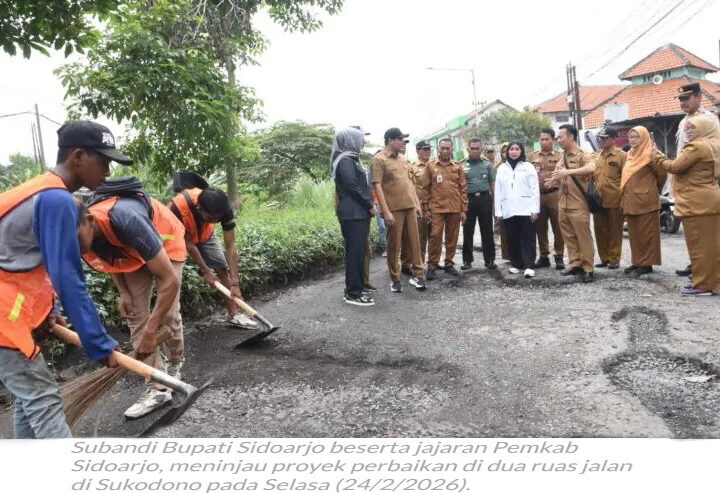 Subandi Bupati Sidoarjo Beserta Jajaran Pemkab Sidoarjo, Meninjau Proyek Perbaikan di Dua Ruas Jalan Sukodono