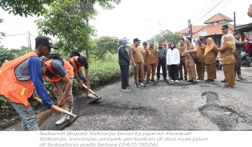 Subandi Bupati Sidoarjo Beserta Jajaran Pemkab Sidoarjo, Meninjau Proyek Perbaikan di Dua Ruas Jalan Sukodono