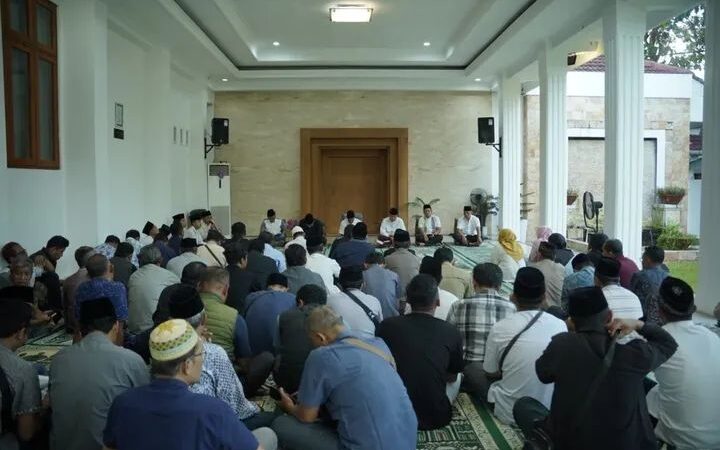 Bupati Pacitan Indrata Nur Bayuaji Gelar Acara Buka Puasa Bersama Dengan Insan Pewarta
