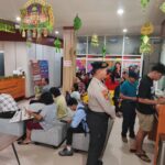 Anggota Satpamobvit Polresta Palangka Raya Intensifkan Pengamanan Bank di Wilayah Hukumnya