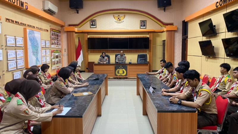 SAT BINMAS POLRES KOTIM LATIHAN RUTIN DAN BUKA PUASA BERSAMA PRAMUKA SAKA BHAYANGKARA