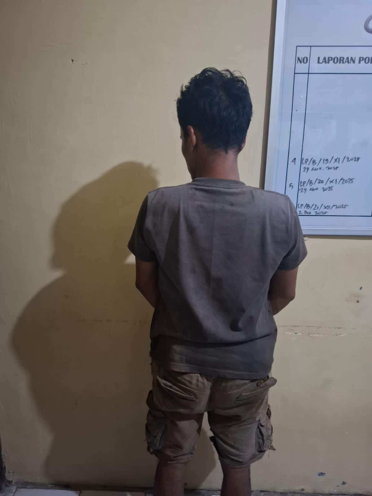 Polsek Antang Kalang- Polres Kotim Amankan Pelaku Sdr MT 33th Pencuri Buah Sawit di PT. LMS Dengan Barbuk 63 Janjang Buah Sawit.