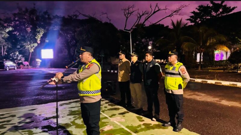 Kapolsek Panongan Pimpin Apel Pengamanan Malam Takbir dan Salat Idulfitri 1447 H