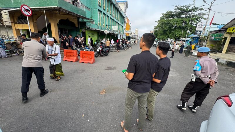Pengamanan Ibadah Sholat Idul Fitri 1447 H/2026 M di Masjid Al Madinatul Sampit Berjalan Aman Lancar.