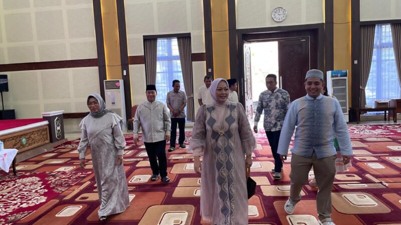 Kapolres Kotim bersama PJU Polres Kotim Lakukan Halal Bihalal Idul Fitri di Rumah Jabatan Forkopimda, Wujud Silaturahmi dan Kebersamaan