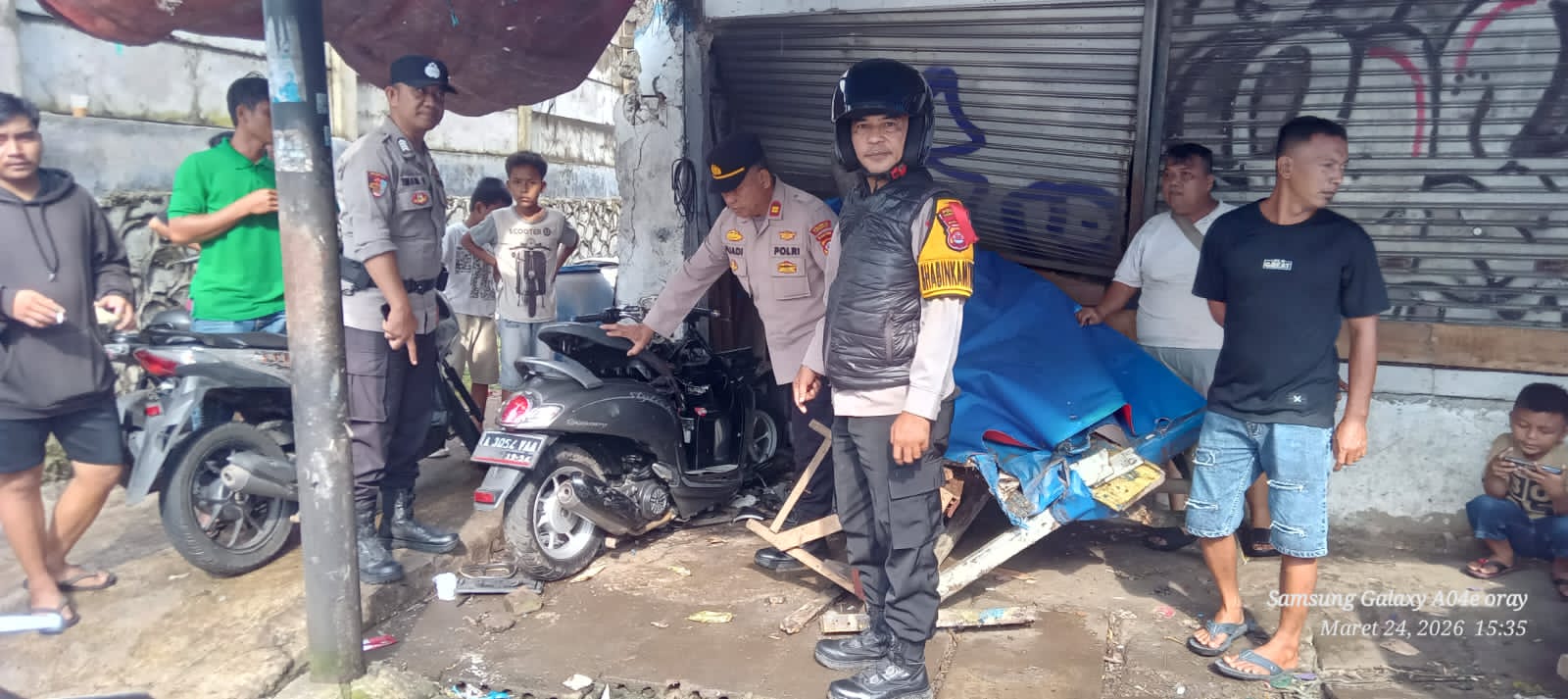 Respon Cepat Layanan 110 Polri, Polsek Panongan Tangani Laka Tunggal di Panongan