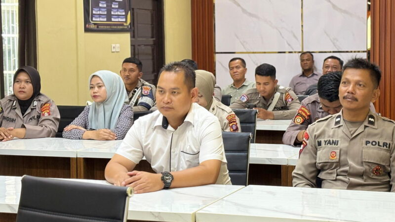 Polres Kotim Perkuat Keimanan dan Integritas Personel melalui Binrohtal Via Zoom