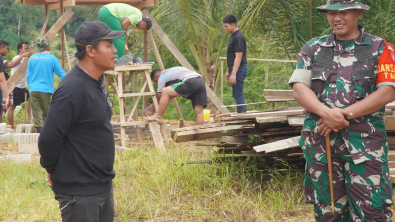 Dansatgas TMMD Reguler ke-127 Kodim 1015/Sampit Pastikan Pembangunan Fisik Tepat sasaran Di Desa Tri Buana