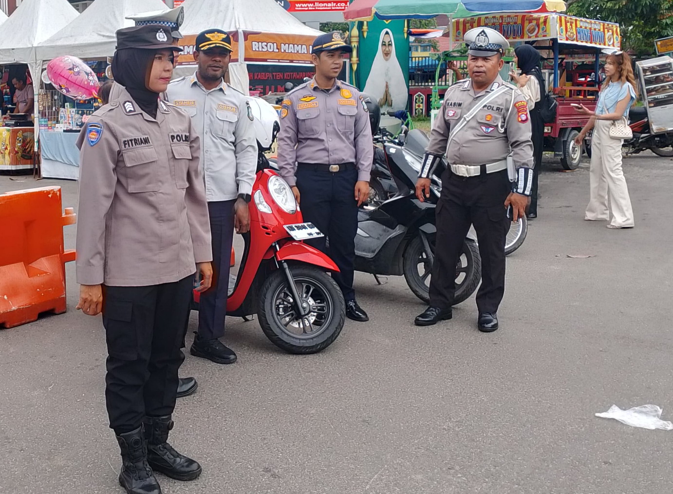 Polres Kotim Pastikan Keamaman Saat Berbelanja di Pasar Ramadhan Taman Kota Sampit.
