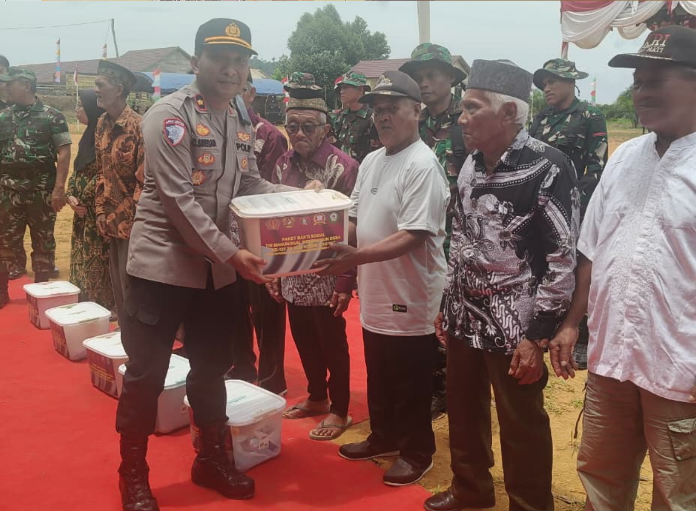 Polres Kotim Hadiri Upacara Penutupan TMMD ke-127 TA. 2026, Wujud Kepedulian dan Kebersamaan.