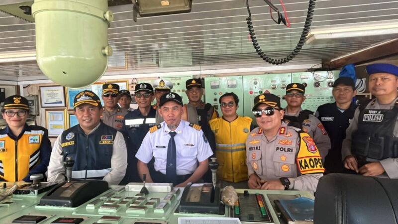 Sinergisitas Kapolres Kotim Memastikan 3000 penumpang Mudik Aman Keluarga Bahagia