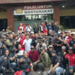 Aliansi Jurnalis Jawa Timur dan Aliansi Jawa Timur Peduli Jurnalis Geruduk Mapolda Jatim, Menyuarakan Sikap: Dugaan Rekayasa Dalam OTT M.Amir Seorang Jurnalis oleh Polres Mojokerto