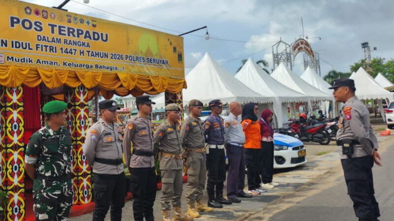 Personel Kodim 1015/Sampit Bersinergi dengan Polri Amankan Lalu Lintas di Pos-pos Strategis