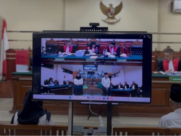 SIDANG PLEDOI DI PENGADILAN TIPIKOR SURABAYA: TERDAKWA KORUPSI SKTM RSUD DR ISKAK TULUNGAGUNG MINTA DIBEBASKAN