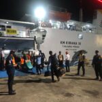 POLSEK KPM LAKSANAKAN PENGAWASAN DAN PENGENDALIAN PERJALANAN ORANG DI PELABUHAN PELINDO III SAMPIT.