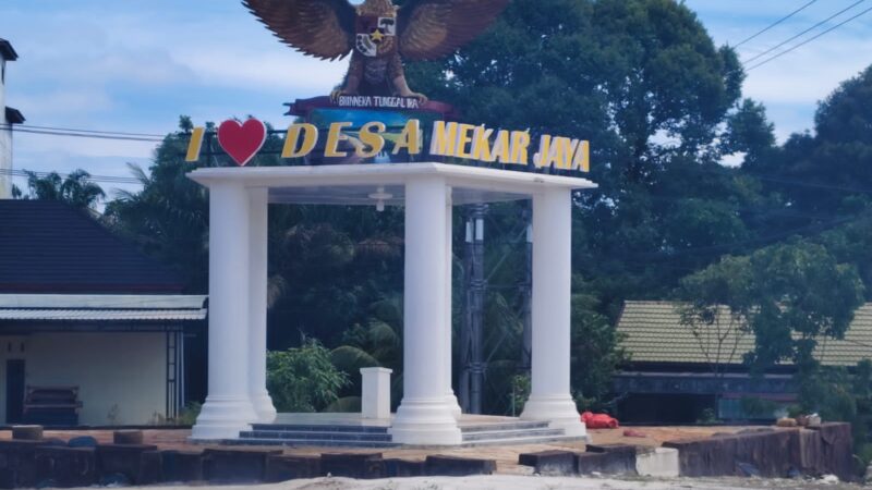 Perkokoh Semangat Nasionalisme, Desa Mekar Jaya Bangun Tugu Pancasila