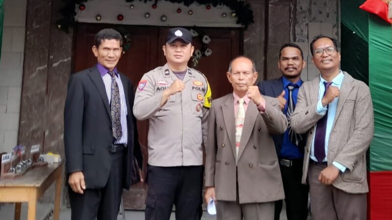 Polsek Pasar Kemis Laksanakan Minggu Kasih di Gereja GKY Suvarna Sutera