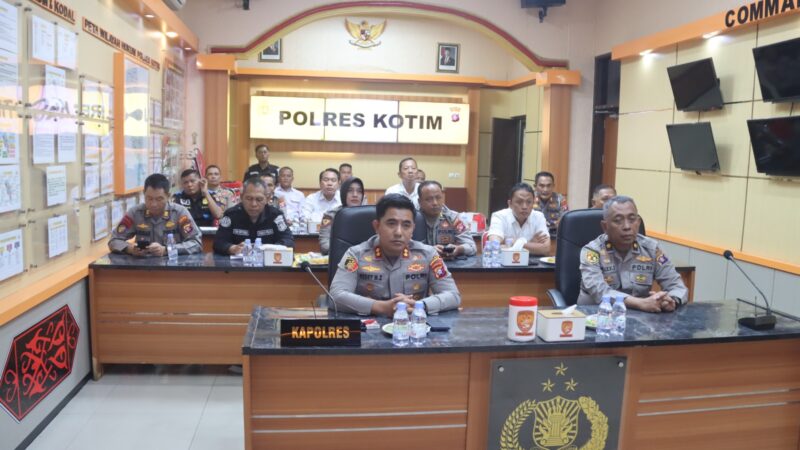 Kapolda Kalteng Berikan Arahan Pada Saat Taklimat Akhir Audit Kinerja Irwasda, Pembukaan Rakorwas Dan Bintek.